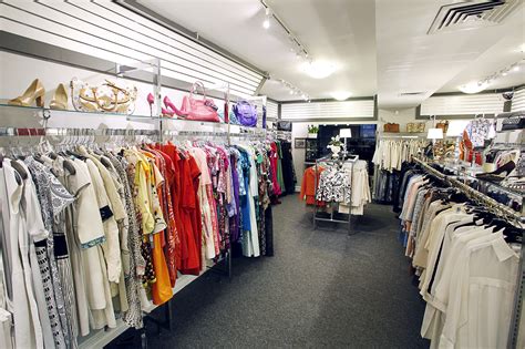 labels consignment store